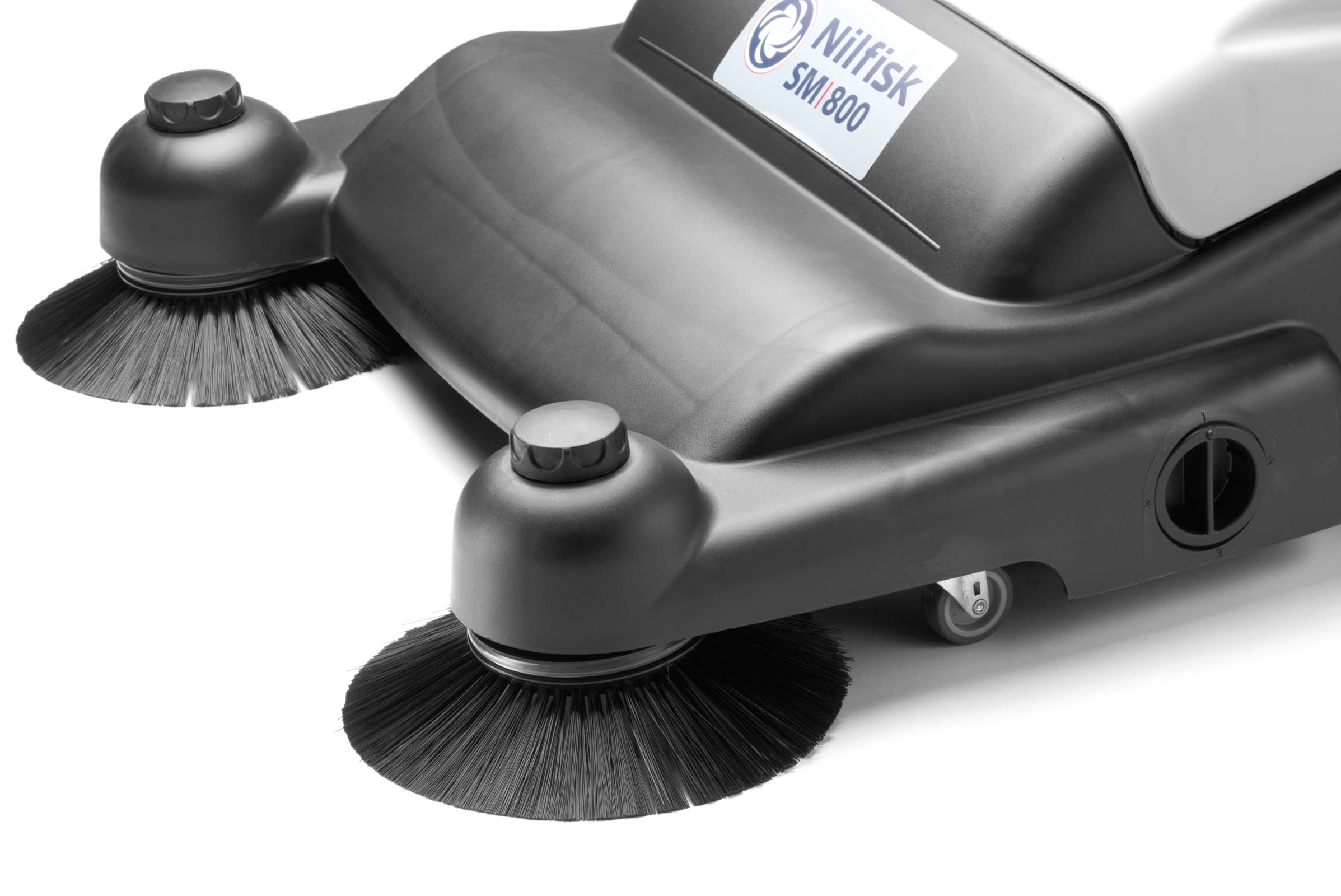 SM800_adjustable-side-brooms SM800_adjustable side brooms.jpg