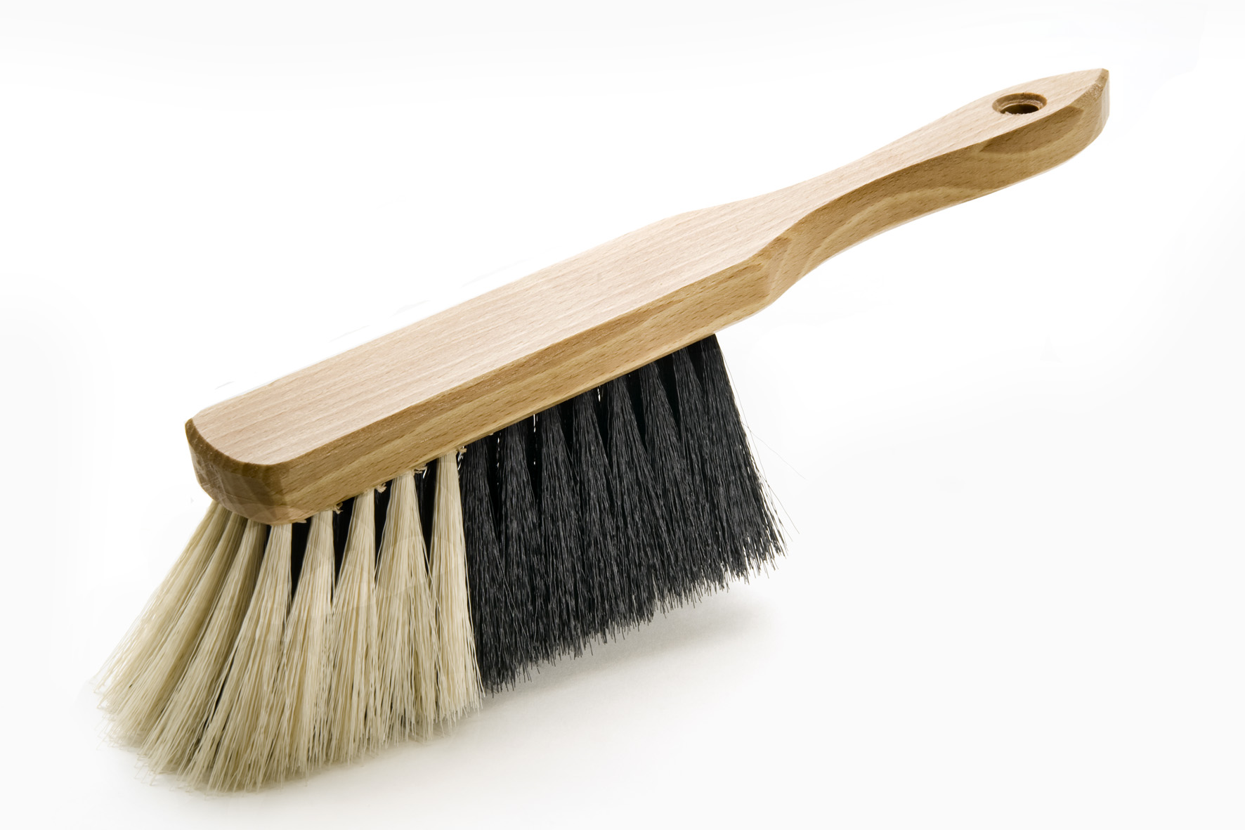 1110_handfeger_mischhaar_holz_lackiert 1110_handfeger_mischhaar_holz_lackiert.jpg
